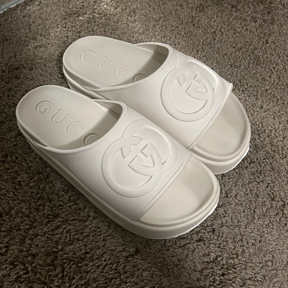 Gucci Interlocking G Platform Sandals